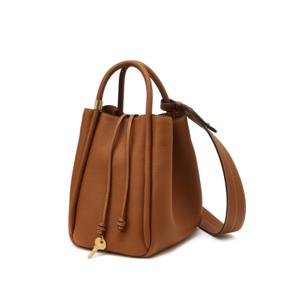 [헤지스핸드백]브라운 단색 소가죽 토트백 HIBA5E164W2