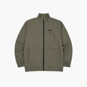 디아도라자켓 KQJ D3321LJK61KAS 에센셜 우븐 자켓 KHAKI