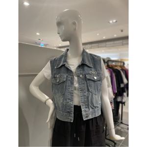 르니앤맥코이 리본 브로치 데님 베스트 (MM06VT305HJY)