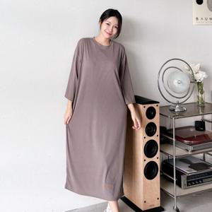 샵앤) 무지 통 라운드넥 롱 원피스 ARA-WDR-3852-모카