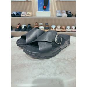[FITFLOP][서퍼] FFSO5E741BK 25S S 버클 텀블드 블랙 레더 크로스 남성 슬라이드