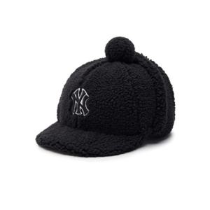 MLB 키즈 후리스 폼폼 숏챙 귀달이 모자 A7 7AWMB0136 50BKS 50CRD