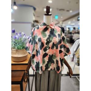 스테파니 세이브존01 스테파니 나염 숏 셔츠 A25SH5227