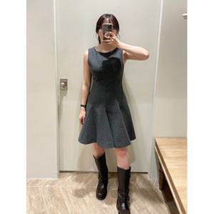 올리브데올리브 (OW4WOA29) 라운드넥 핏앤플레어미니원피스 OLIVE  DES  OLIVE