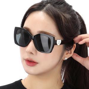 24FW 샤넬 선글라스 5519 C501S4