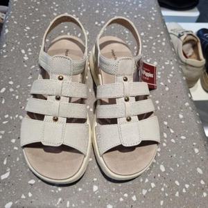 허시파피 HC37 3FR035여성가죽샌들 3FR035