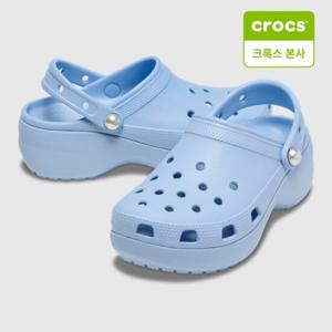 [크록스 본사] 크록스 클래식 플랫폼 펄 클로그 여성 블루 칼사이트 (211231-4NS)