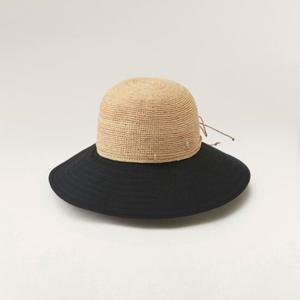 [헬렌카민스키] 카롤라 KALOLA