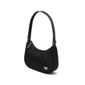 [다이나핏 공식](택가89,000원) 여성 썸머 숄더백_YWM23B36Z1