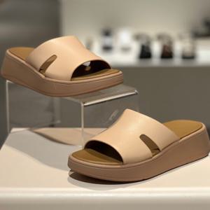 핏플랍 25S/S F-모드 H 바 여성 플랫폼 슬라이드 FFSO5E227I3 진베이지