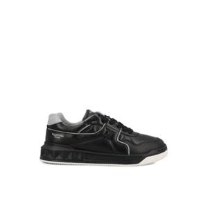 발렌티노 가라바니 스니커즈 5Y2S0E71NWN00A AI24 Black