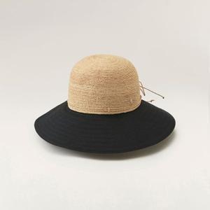 [헬렌카민스키] 카롤라 KALOLA