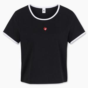 [르꼬끄 스포르티브]르꼬끄 여성 크롭 링거 라인 반팔티 QP222ORS43 BLK