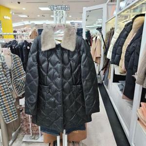 수스 DP01 구스다운코드 Y246NFUA23