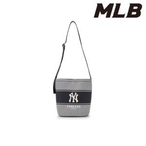 MLB (3ABMB015N-50BKS) 바시티 레터링 캔버스 버킷백