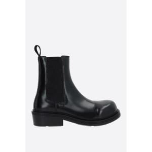 BOTTEGA VENETA 파이어맨 브러쉬드 가죽 첼시 부츠 754426V3H801000