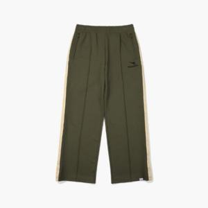 디아도라팬츠 KQJ D5123LFP11OLD 레거시 저지 트랙 팬츠 OLIVE