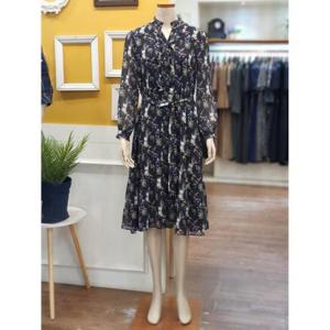 BCBG 세이브존01 엔틱 플라워 원피스 B4C7O601