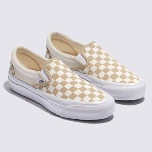 [VANS] 반스 남녀공용 반스 프리미엄 체커보드 Classic Slip-On 클래식 슬립온 98(샌드) VN000D5AEQB1 CH