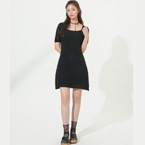 플라스틱아일랜드  스퀘어넥 플레어 니트 원피스 (PR2KO561)