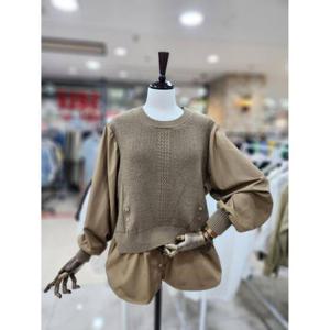 스테파니 세이브존08 단추배색 니트 A24SW4312