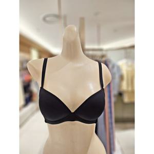 [BARBARA][ABR4395 검정] 바바라 가슴상변 들뜸없는 데일리 심플한 노와이어 몰드 브래지어