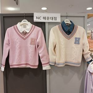 [오후]예쁜 색감~케이블 브이넥 스웨터 OHKA24T01