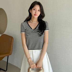 [모리스커밍홈] 트위스트 스트라이프 브이니트_M2505KN630B