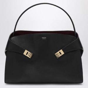 FERRAGAMO Hug Soft L Shoulder Bag in black/burgundy 0781693LE/Q_FERRA-NB