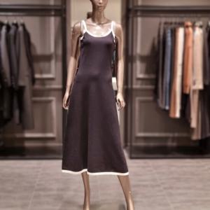 [알렉시스엔] 제시뉴욕 민소매 롱 원피스 BE85NRKA5170