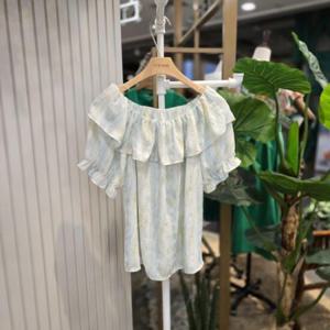 스테파니 HC05 프릴오프숄더블라우스BL A25SH5220H