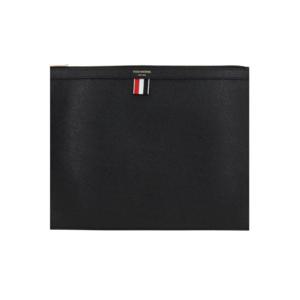 톰브라운 페블 그레인 클러치 가방 MAC021L00198001 Black