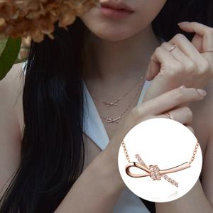 [스톤헨지][김지원PICK] Love Knot 14K 큐빅 목걸이 SA24C21T