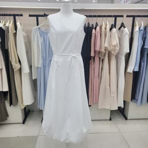 [온앤온]밑단 벌룬 민소매 롱원피스njw5mo4840