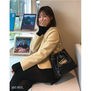 JABA5E143BK [코코체인] 블랙 드로우스트링 체인 숄더백 S