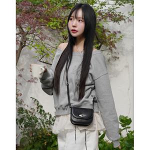 [질스튜어트핸드백] 블랙 락장식 소가죽 미니크로스백 JABA5F503 BK