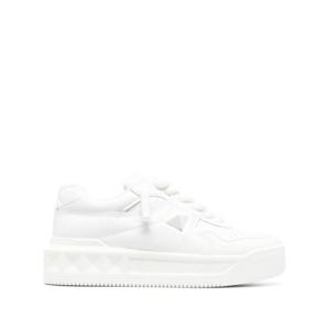 발렌티노 가라바니 스니커즈 6Y2S0G37XTM0BO White