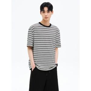 (425542LC95) [에잇세컨즈] 멀티 스트라이프 티셔츠  블랙