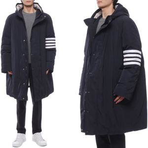 [톰브라운] 24FW 남성 풋볼 사이드라인 다운 롱패딩 (MOD064X 07259 415 24F)