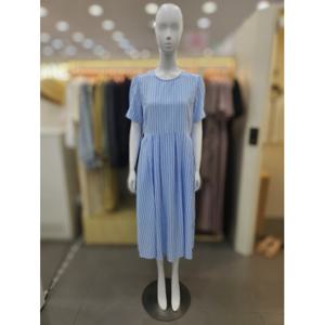 [플라스틱아일랜드]스트라이프 플리츠 원피스 PQ2WO531