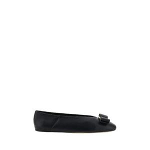FERRAGAMO 바라 발레리나스 776699_001