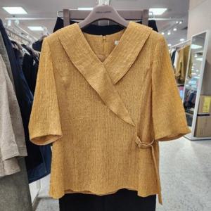 올리비아로렌 HC05 브이넥 카라디자인 블라우스 VOCNS4M4331