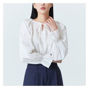 [미쏘]넥 스트링 포인트 블라우스 (MIWBLC413B-T)