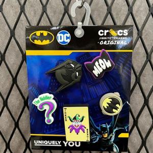 크록스 HC02 배트맨 지비츠 5팩 BATMAN JIBBITZ 5PCK BUNDLE 10011809