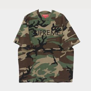 슈프림 25SS 자수로고 캐피탈 숏슬리브 반팔 남성 티셔츠 SS25KN90 WDLNDCAMO