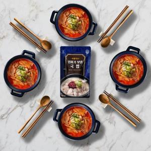 [APP전용] 대건명가 얼큰돼지국밥 660g*4팩+육수1팩 증정 외 순대돼지/돼지국밥