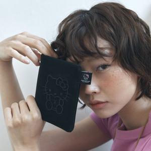 Haze Travel Wallet Hello Kitty Black