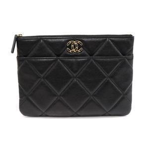 Chanel(샤넬) AP1357 블랙 램스킨 금장 CC로고 CHANEL 19 뉴미듐 클러치 (29번대)