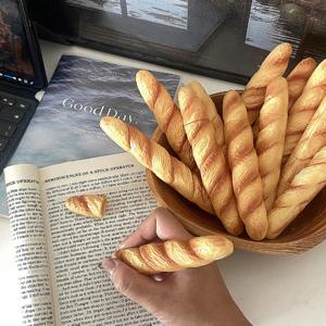 바게트 빵 냉장고 자석 볼펜 재밌는 신기한 특이한 귀여운 문구 쓸데없는 선물