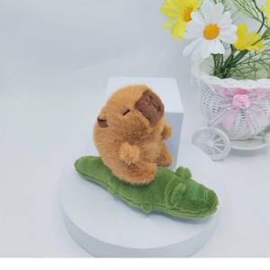 bookaz 잡아당기는 카피바라 오리 악어를 탄 키링